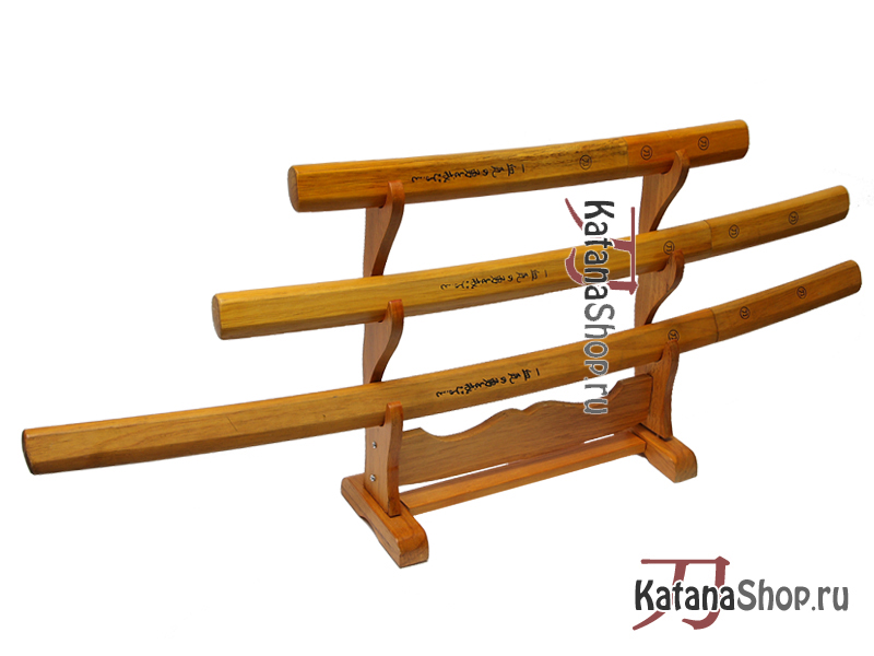 Катана, вакидзаси и танто в деревянных ножнах
